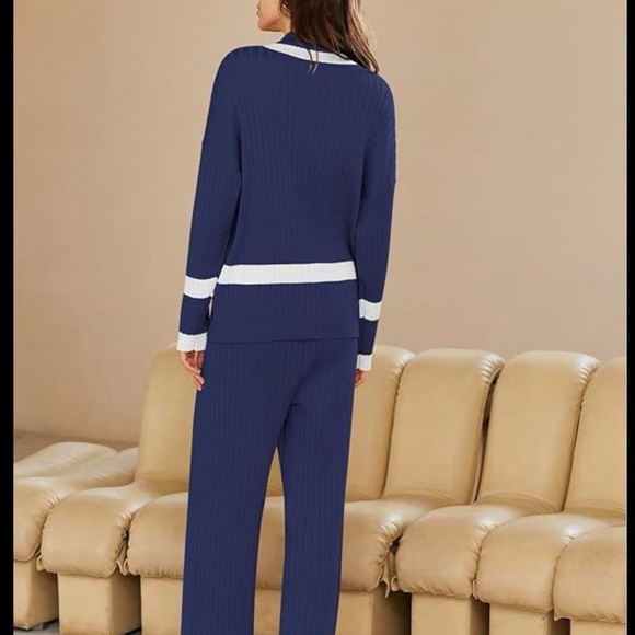 Sincerely Jules Navy and White Knit Sweater - Picture 2 of 6